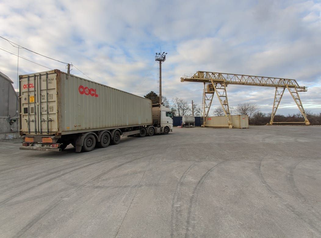 DOMESTIC TRUCKING SERVICES